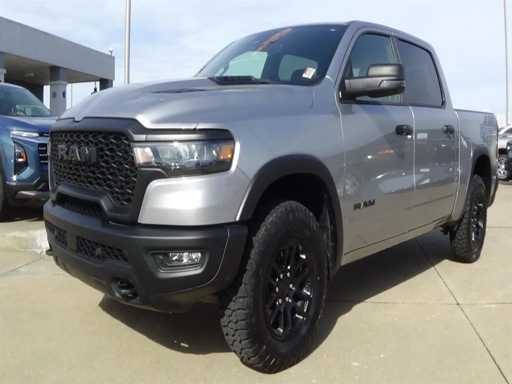 Certified Used 2025 Billet Silver Metallic Clear Coat (psc) RAM Rebel image 2