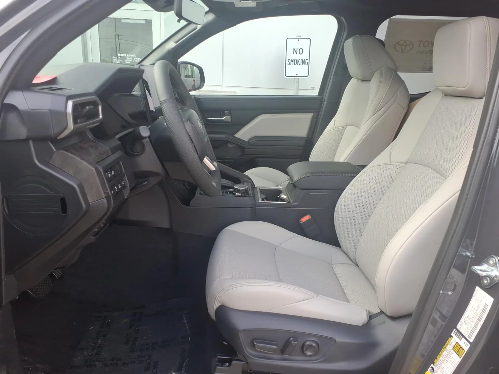 New 2026 Underground (1l7) Toyota LTD 4X4 DBL CAB image 11