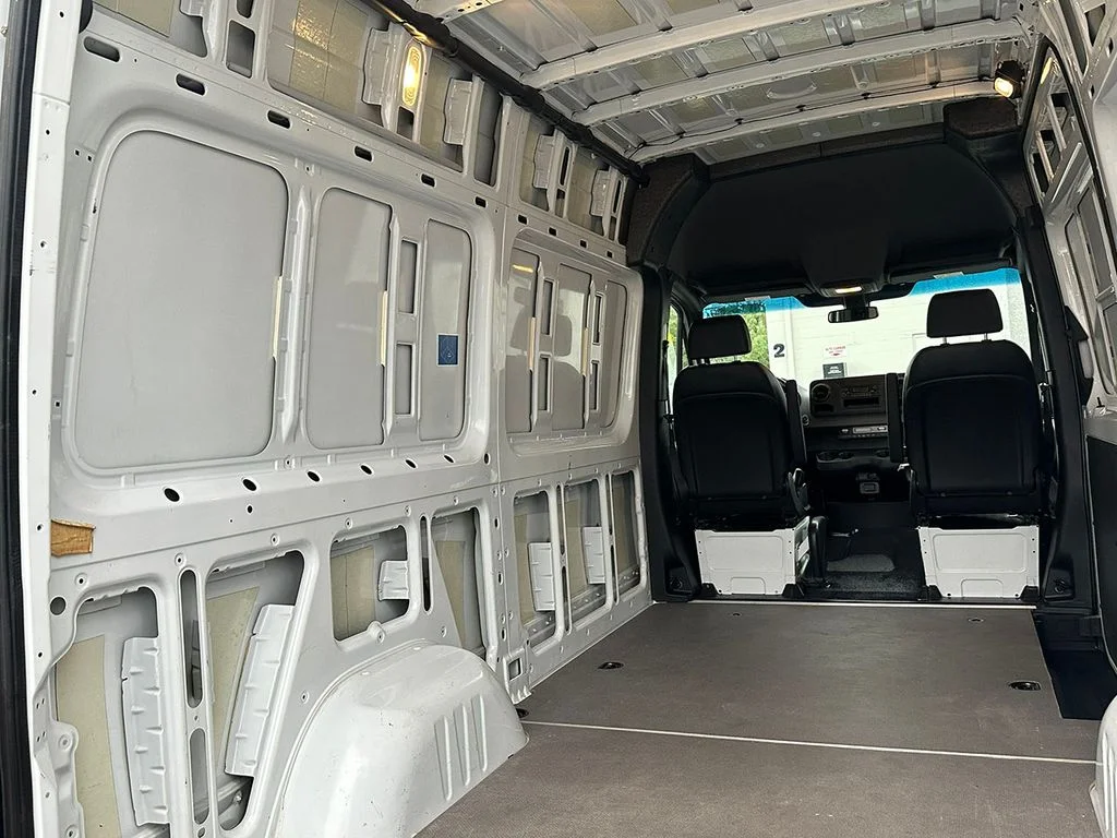 Used 2022  Mercedes-Benz Cargo Van 144 in. WB image 5