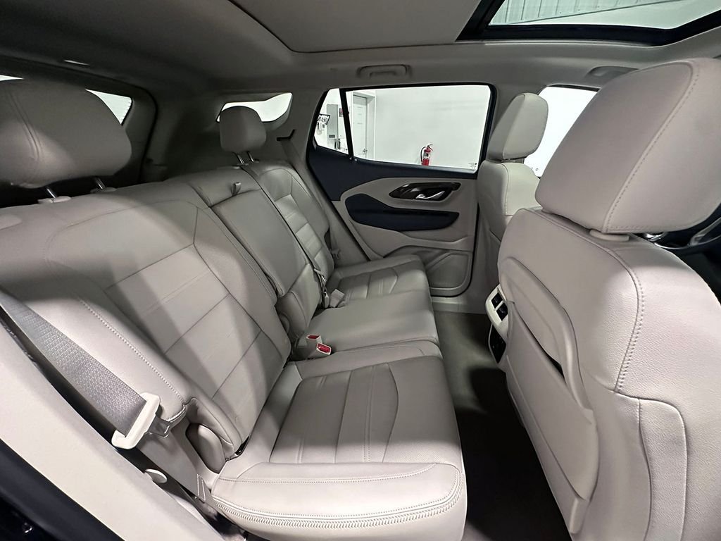 Used 2022 Black GMC Denali image 28