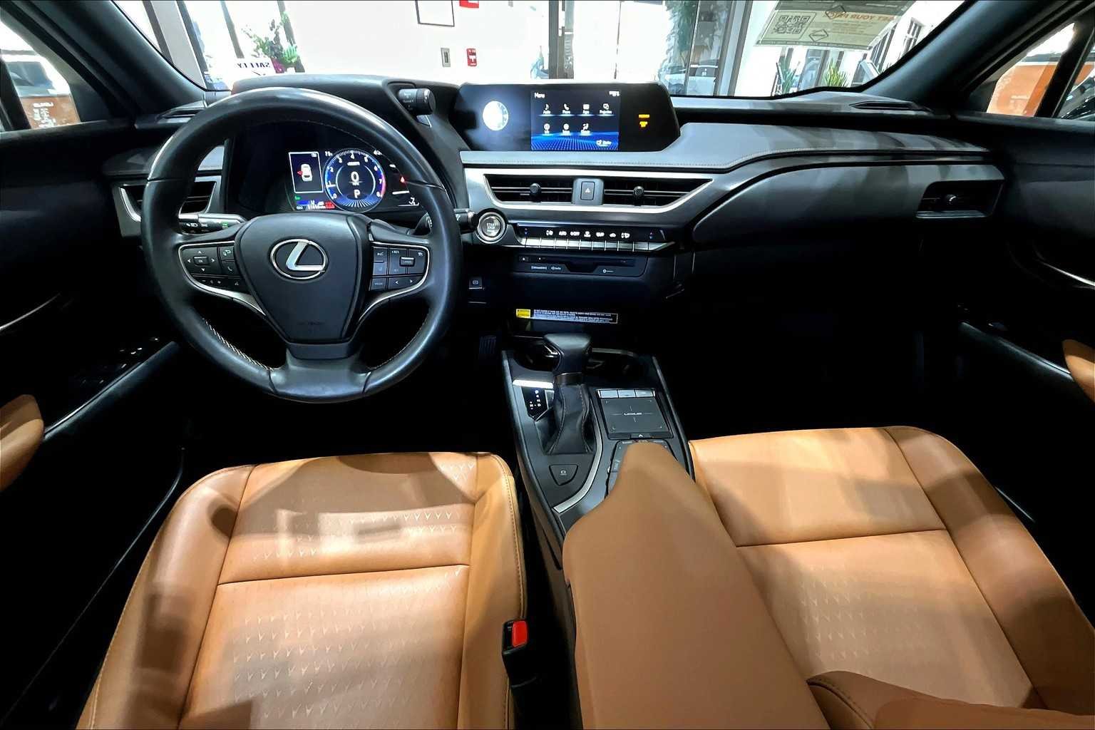 Certified Used 2022 Eminent White Pearl Lexus  image 14