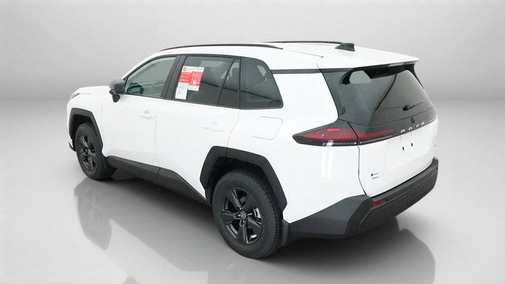 New 2026 Ice Cap Toyota LE image 14