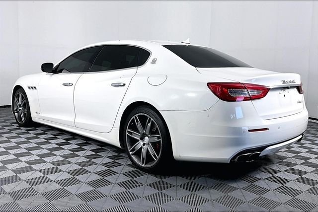 Used 2017  Maserati GTS GranLusso image 2