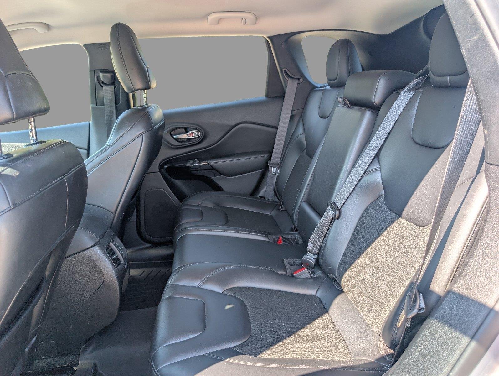 2021 Jeep Cherokee Altitude - Photo 35
