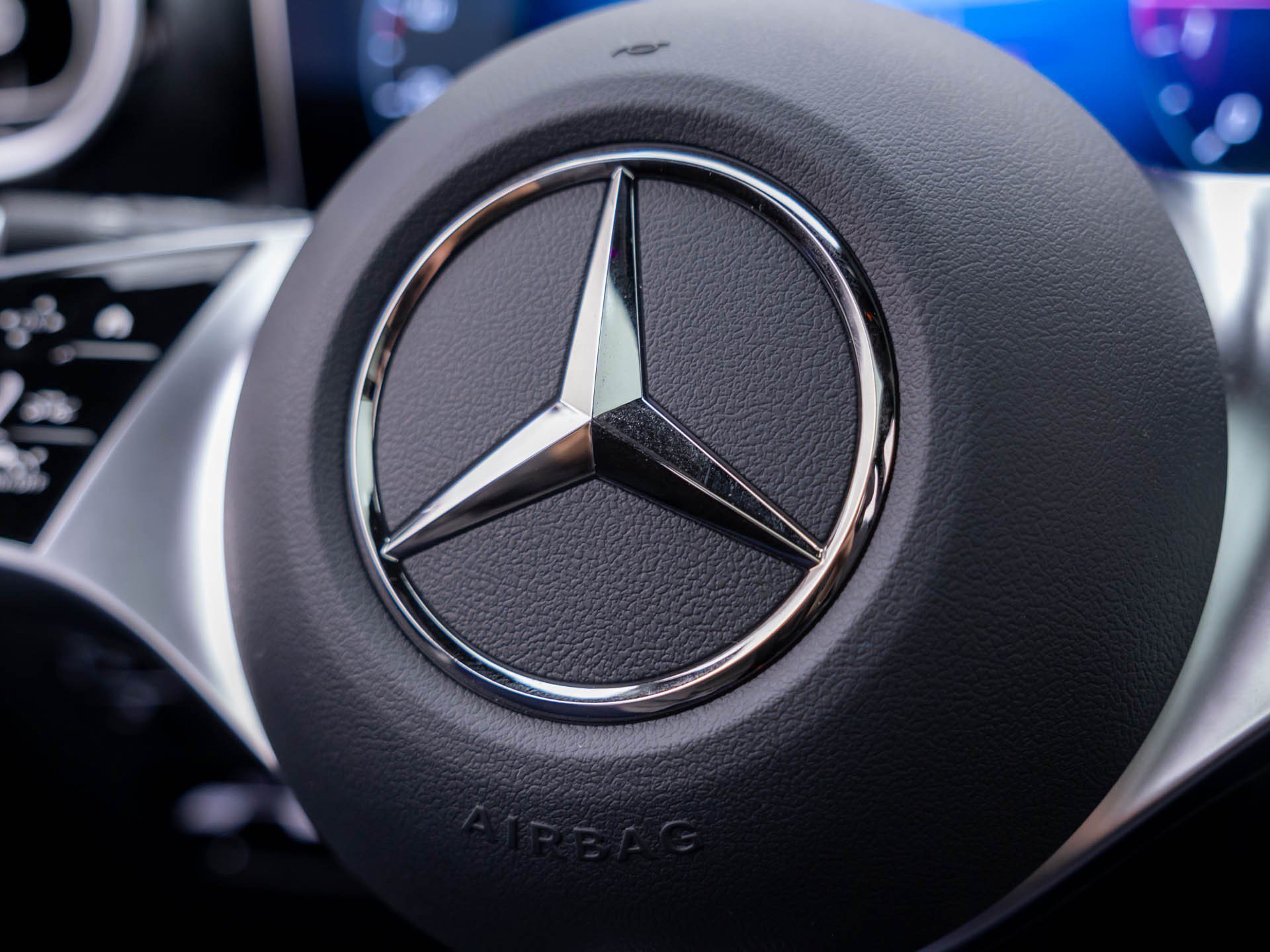 New 2027 Black Mercedes-Benz GLC 300 image 68