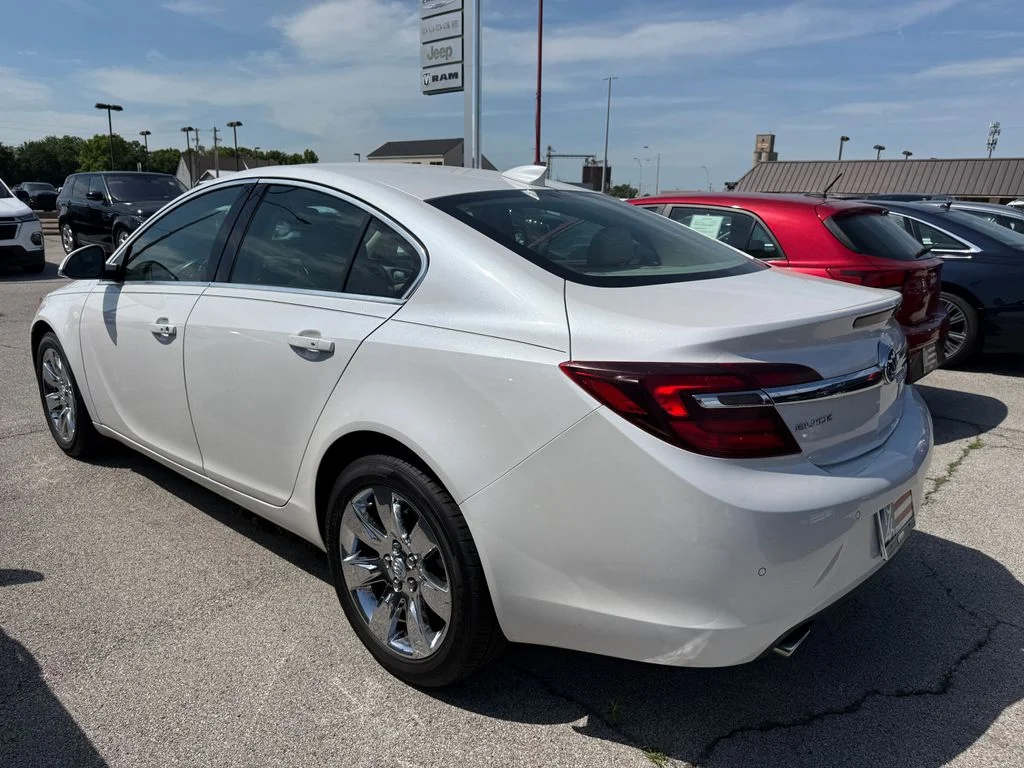 Used 2017 White Buick Premium II image 21