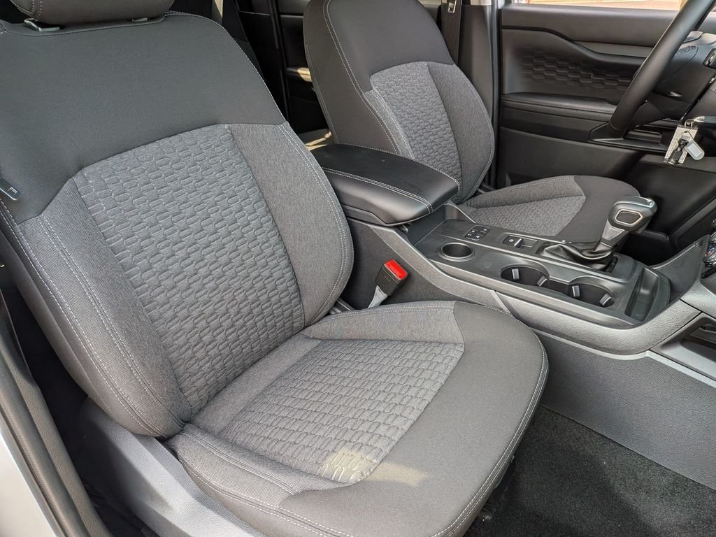 New 2026 Oxford White Ford XLT image 31