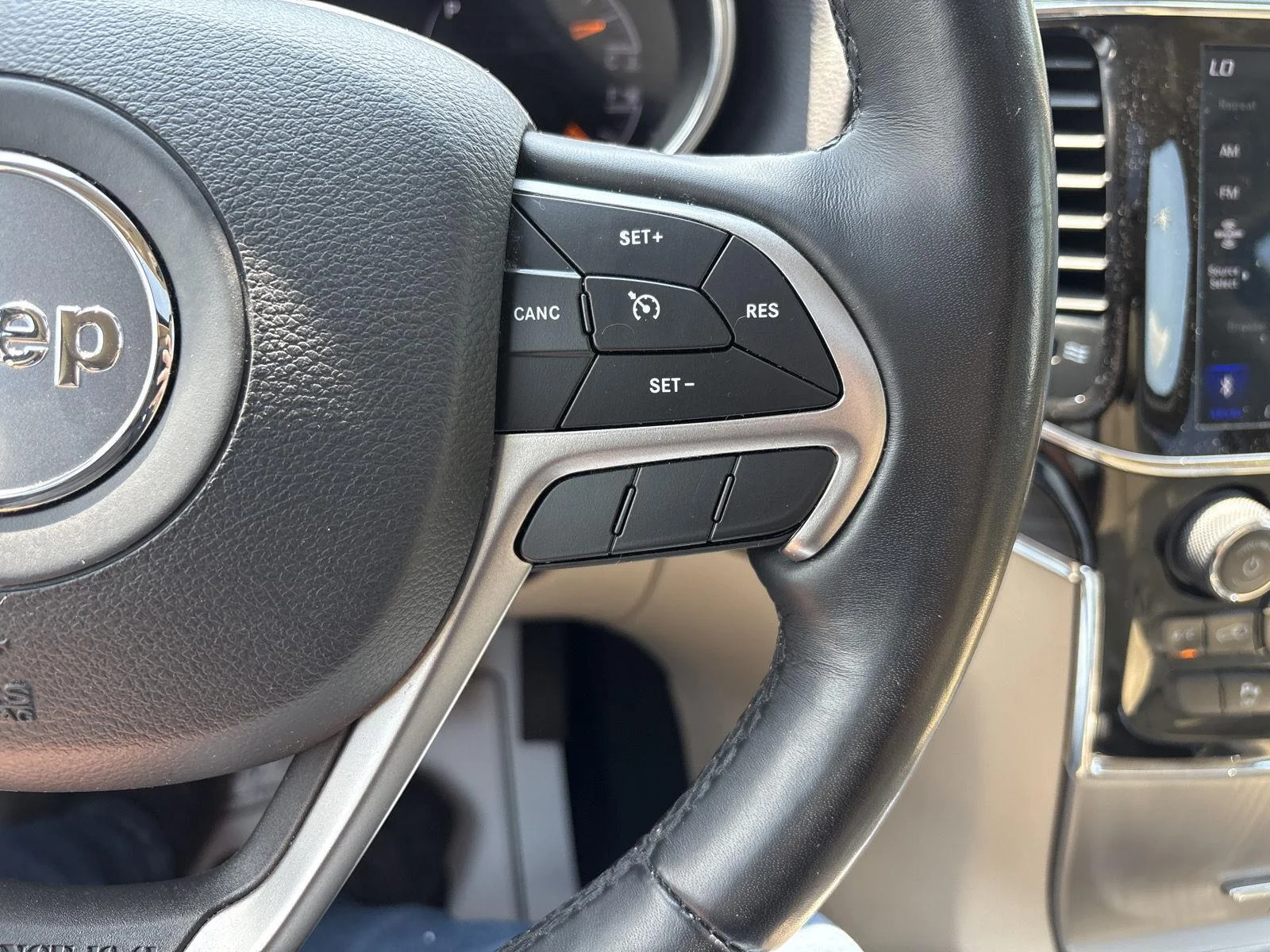 Used 2021 Walnut Brown Metallic Clearcoat Jeep Limited image 18