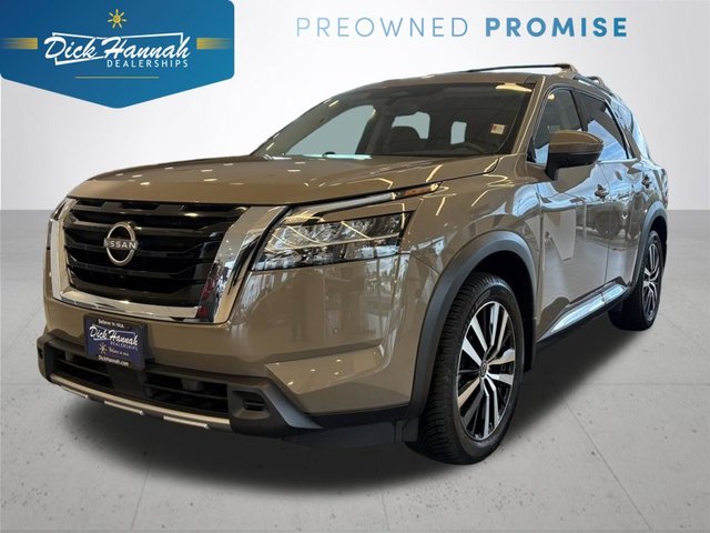 2023 Nissan Pathfinder Platinum