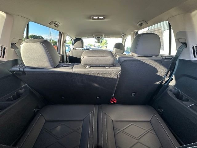 New 2026 Silver Mist Metallic Volkswagen 2.0T SE w/Technology image 19