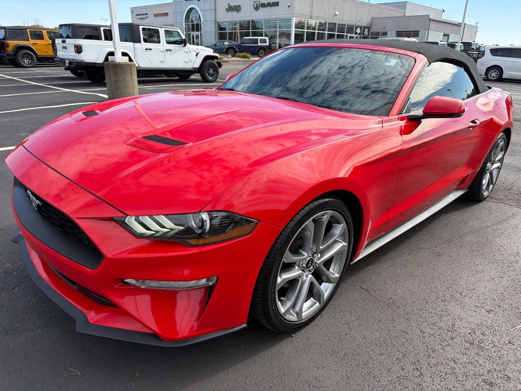 Used 2020 Red Ford EcoBoost Premium image 3