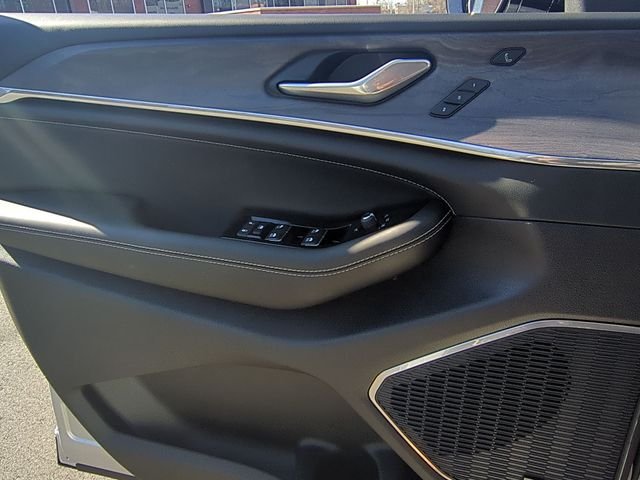 2025 Jeep Grand Cherokee Overland - Photo 30