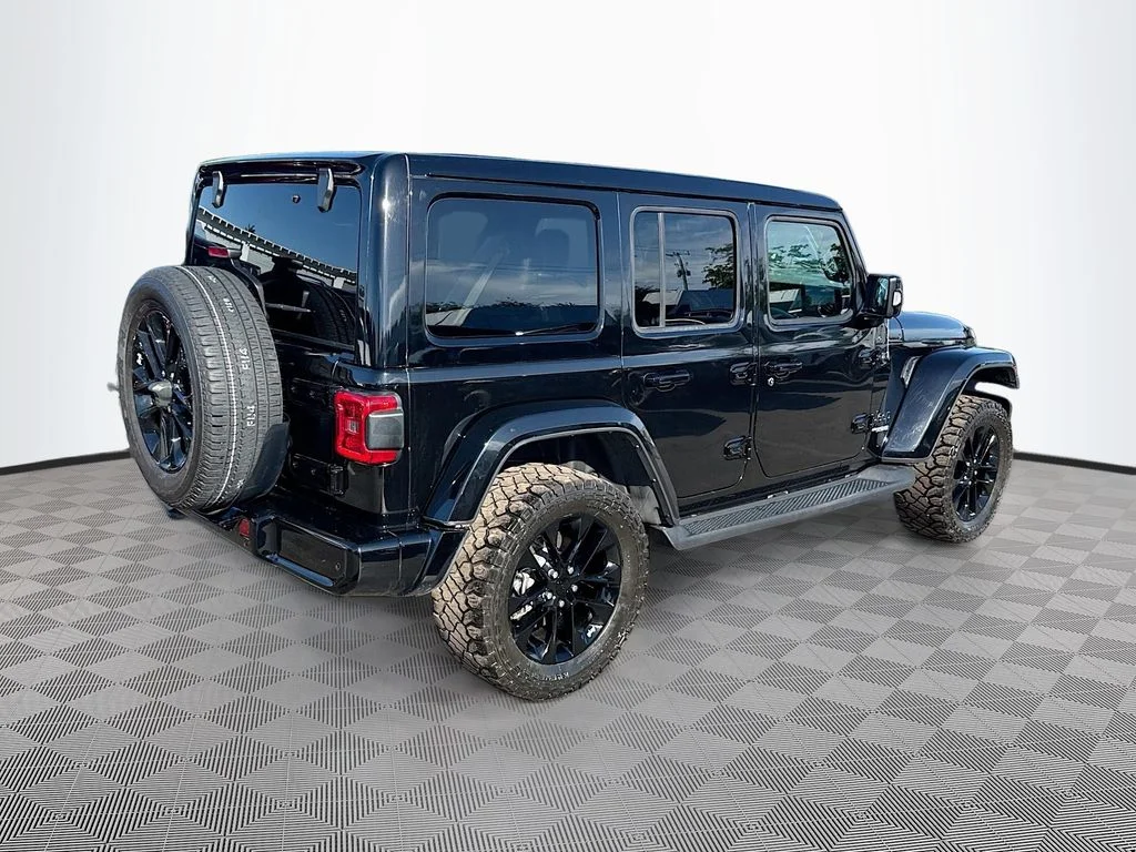 Used 2022 Black Jeep Unlimited Sahara High Altitude image 6