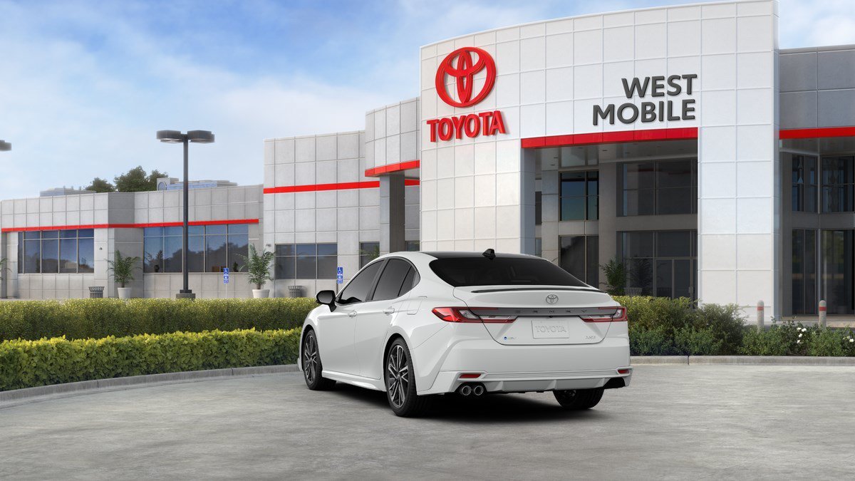 New 2027 Wind Chill Pearl <sup>1</sup> Toyota  XSE image 65