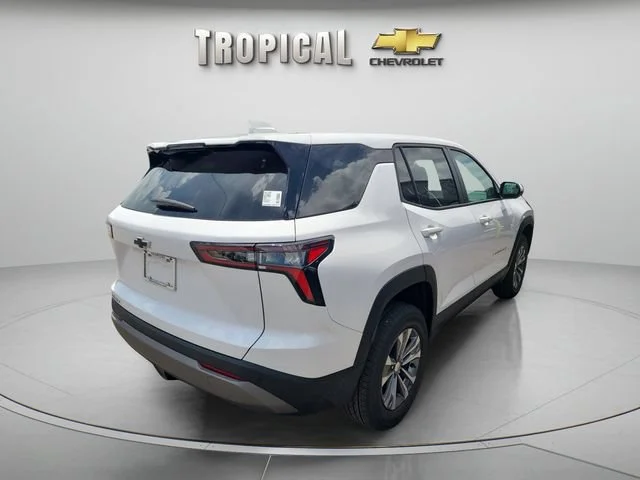 New 2027 Summit White Chevrolet LT image 5