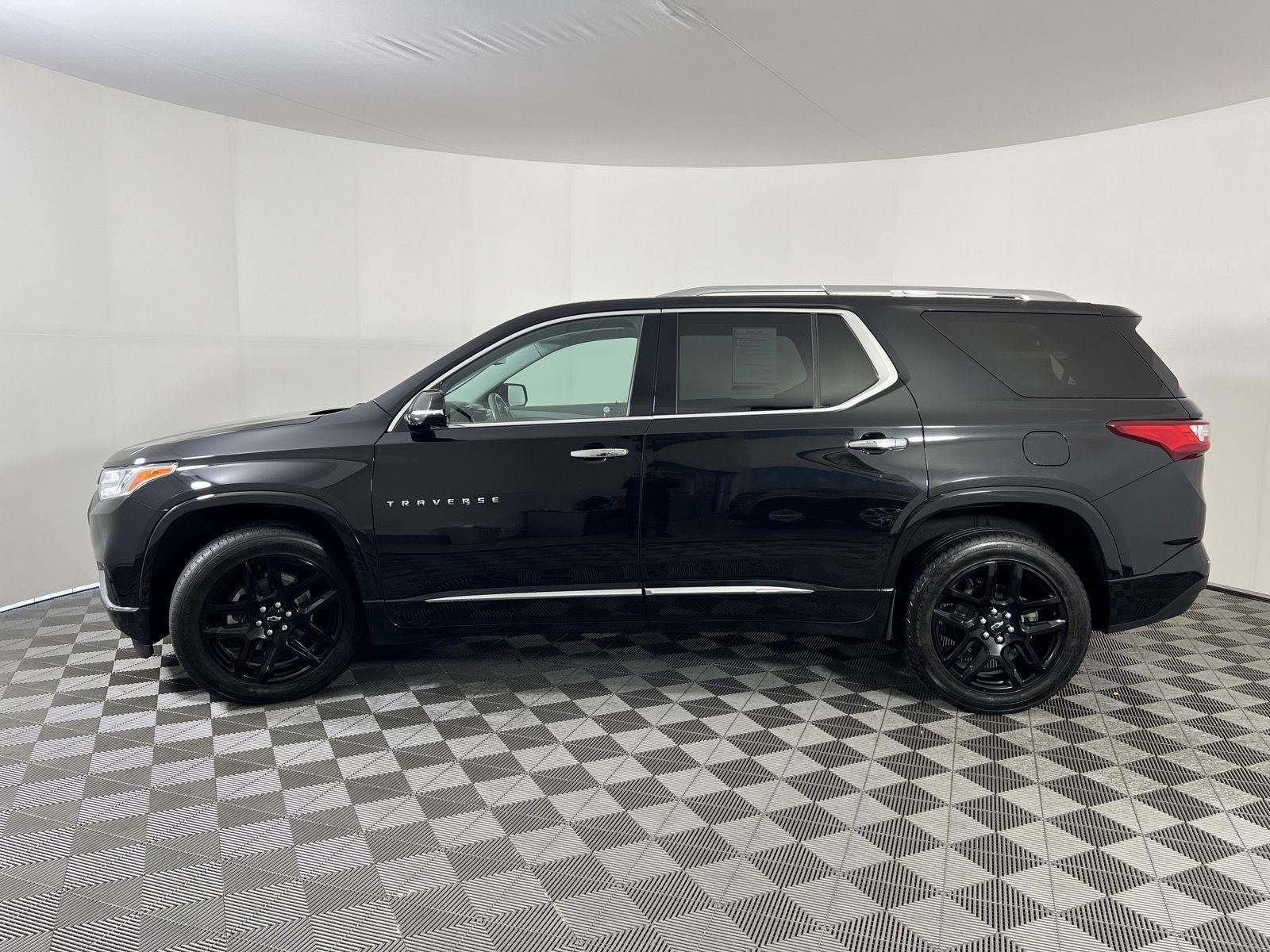Used 2020 Mosaic Black Metallic Chevrolet Premier image 22