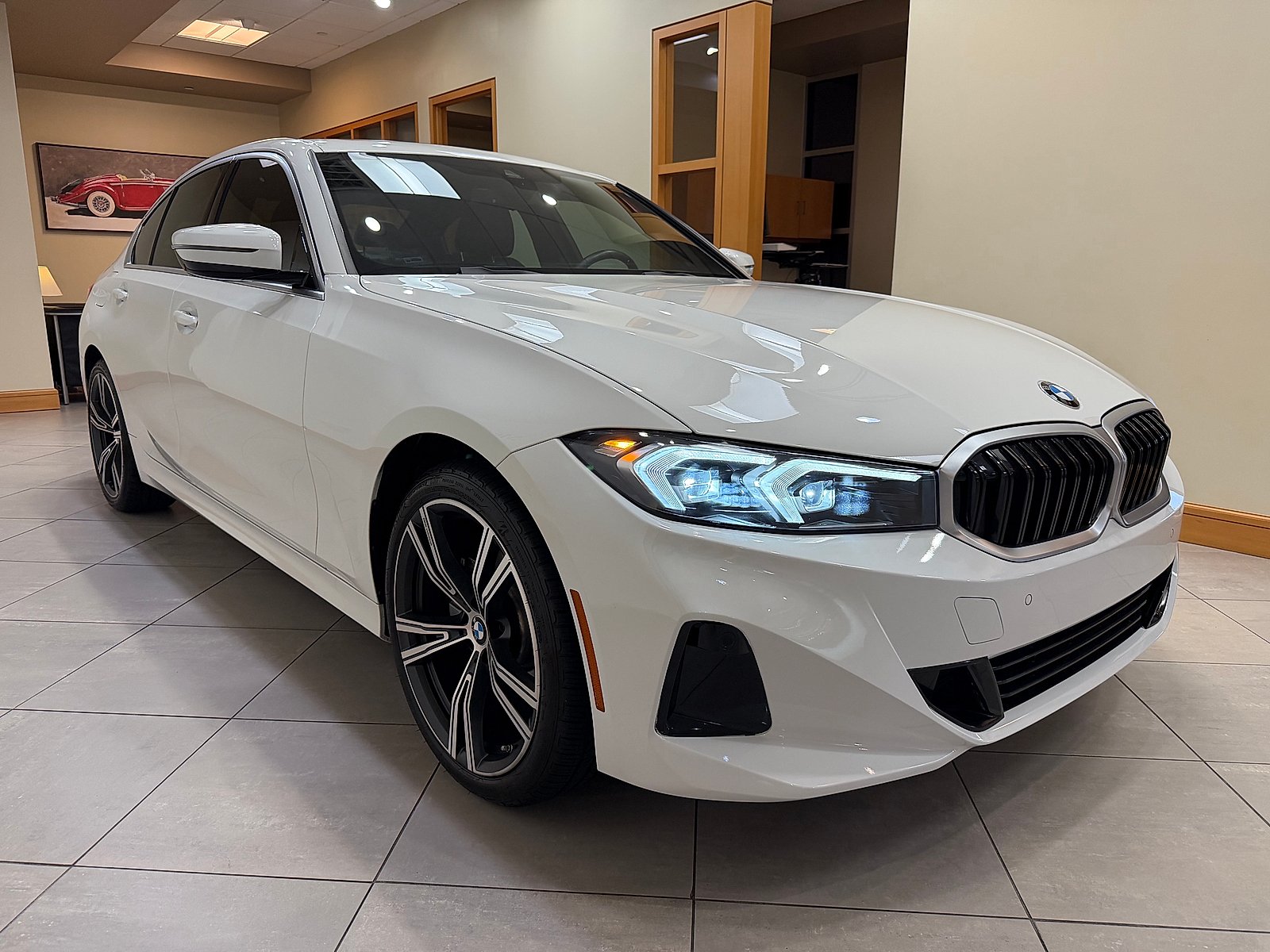 Used 2024  BMW  image 2
