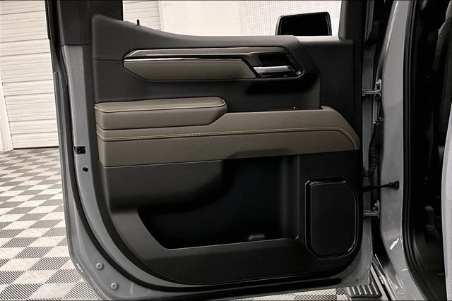 2025 Chevrolet Silverado 1500 ZR2 - Photo 22