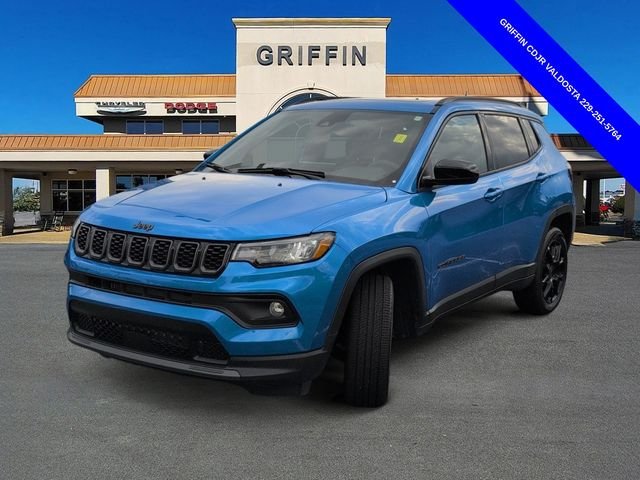 Used 2025 Blue Jeep Latitude image 11