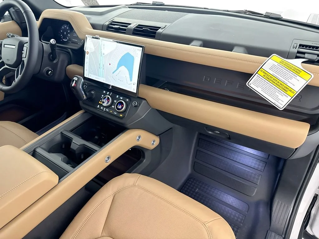 New 2026 Borasco Grey Land Rover X-Dynamic SE image 30
