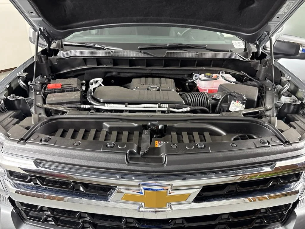 New 2026 Sterling Gray Metallic Chevrolet LT (2FL) image 49