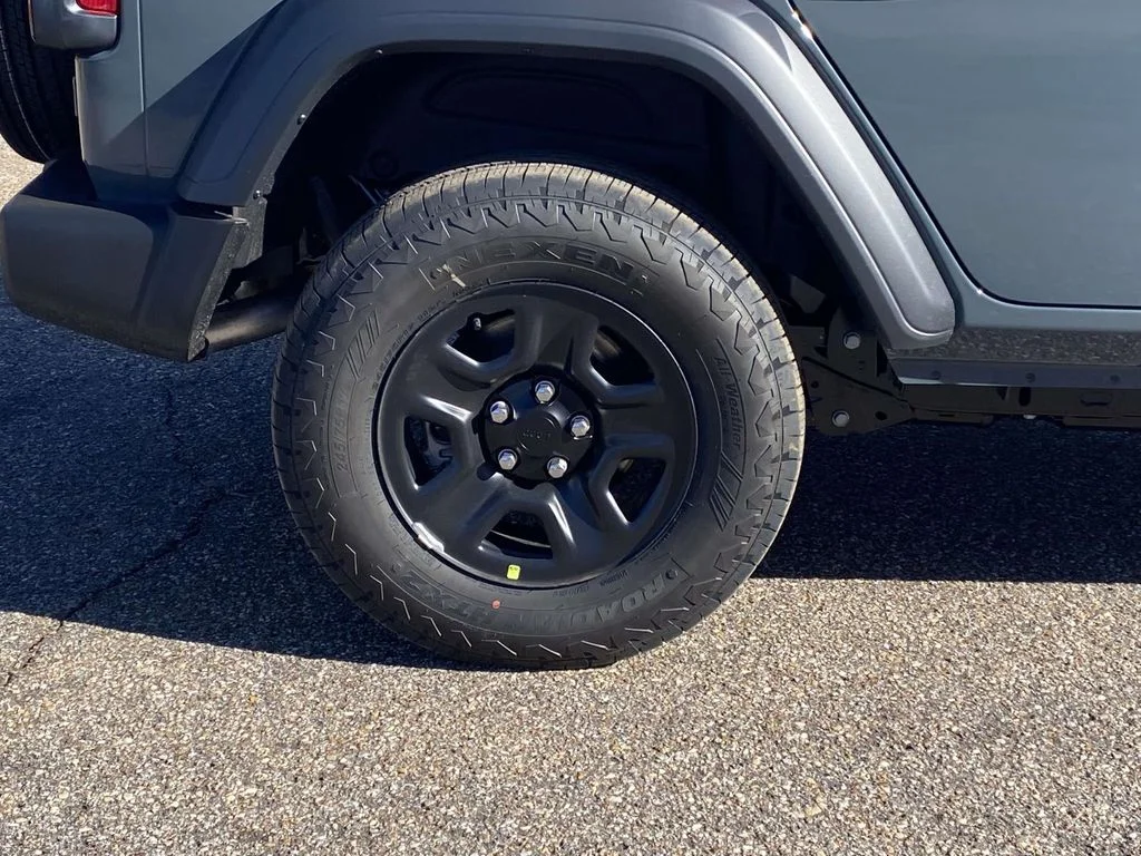 New 2026 Anvil Clear-Coat Exterior Paint Jeep Sport image 8