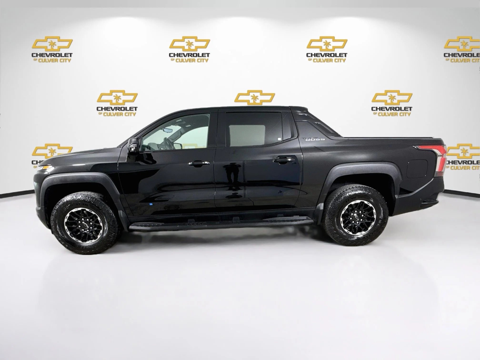 Used 2026 Black Chevrolet Trail Boss - Max Range image 5