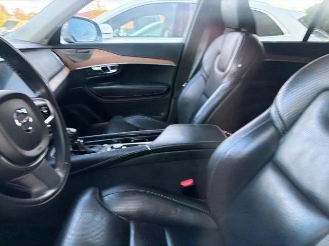 Used 2019 Gray Volvo T6 Inscription image 7