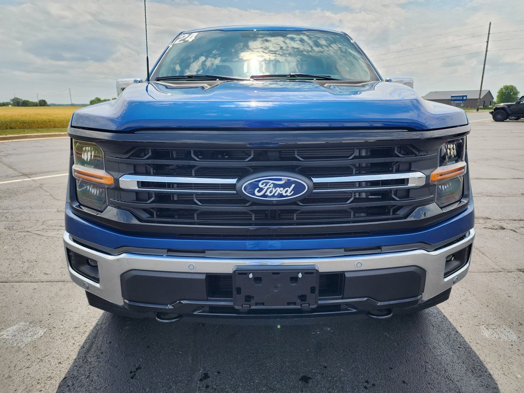 Used 2024 Atlas Blue Metallic Ford XLT image 2