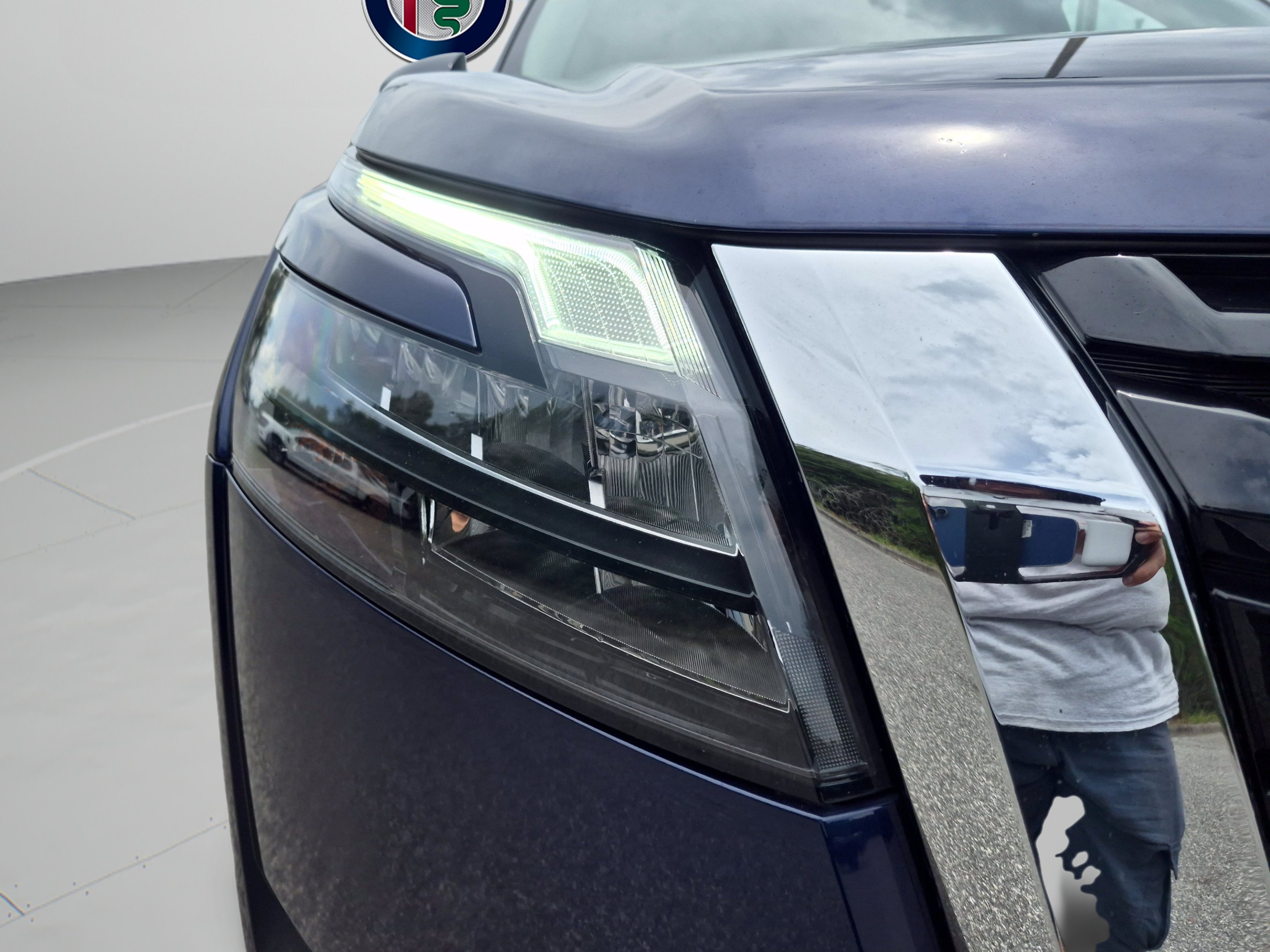 2025 Nissan Pathfinder SV - Photo 56