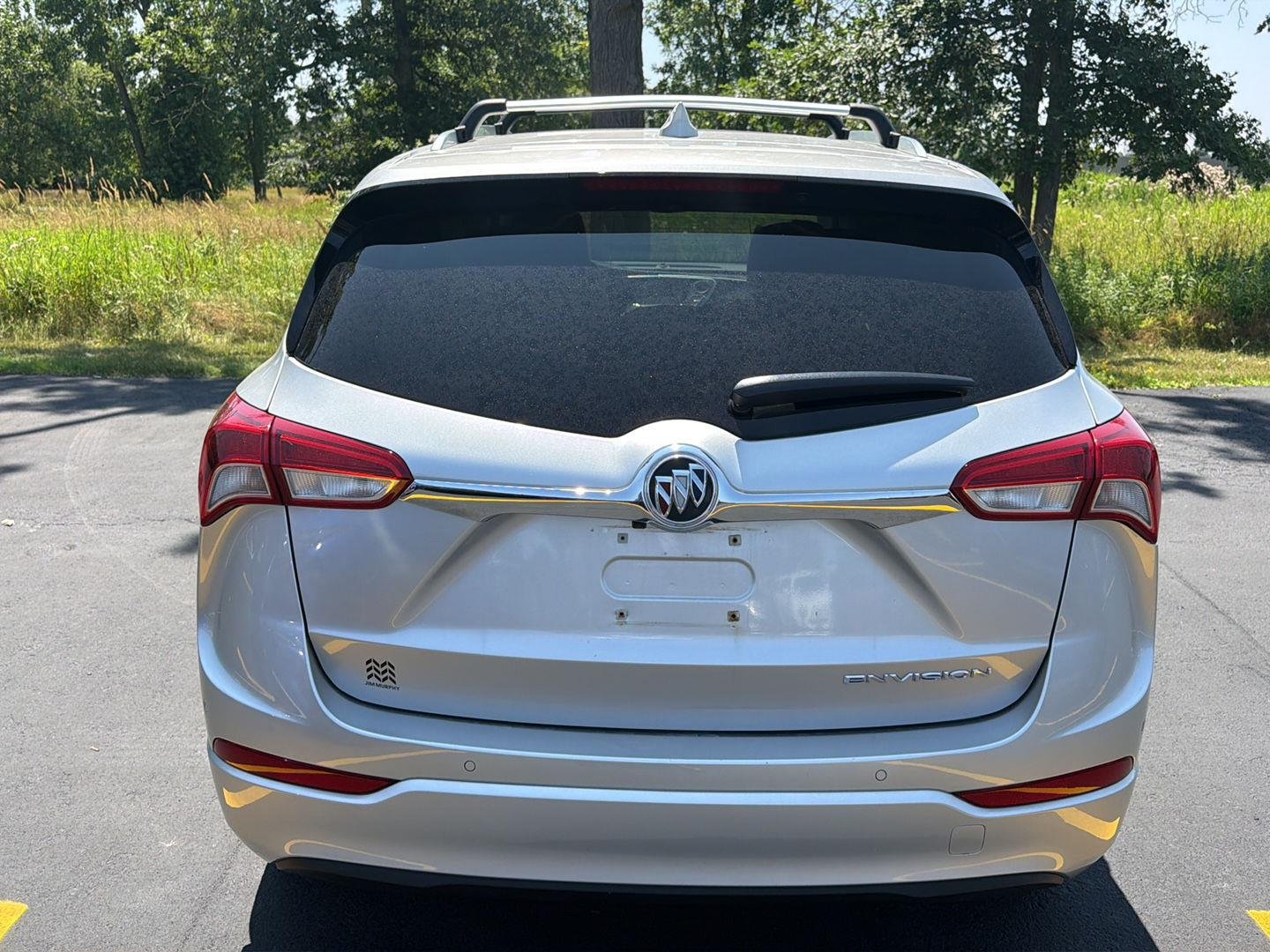 Used 2019 Galaxy Silver Metallic Buick Essence image 5