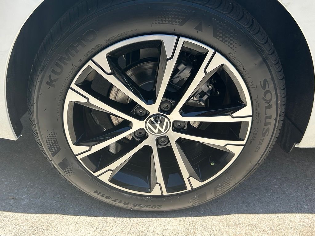New 2026 White Volkswagen 1.5T Sport image 26