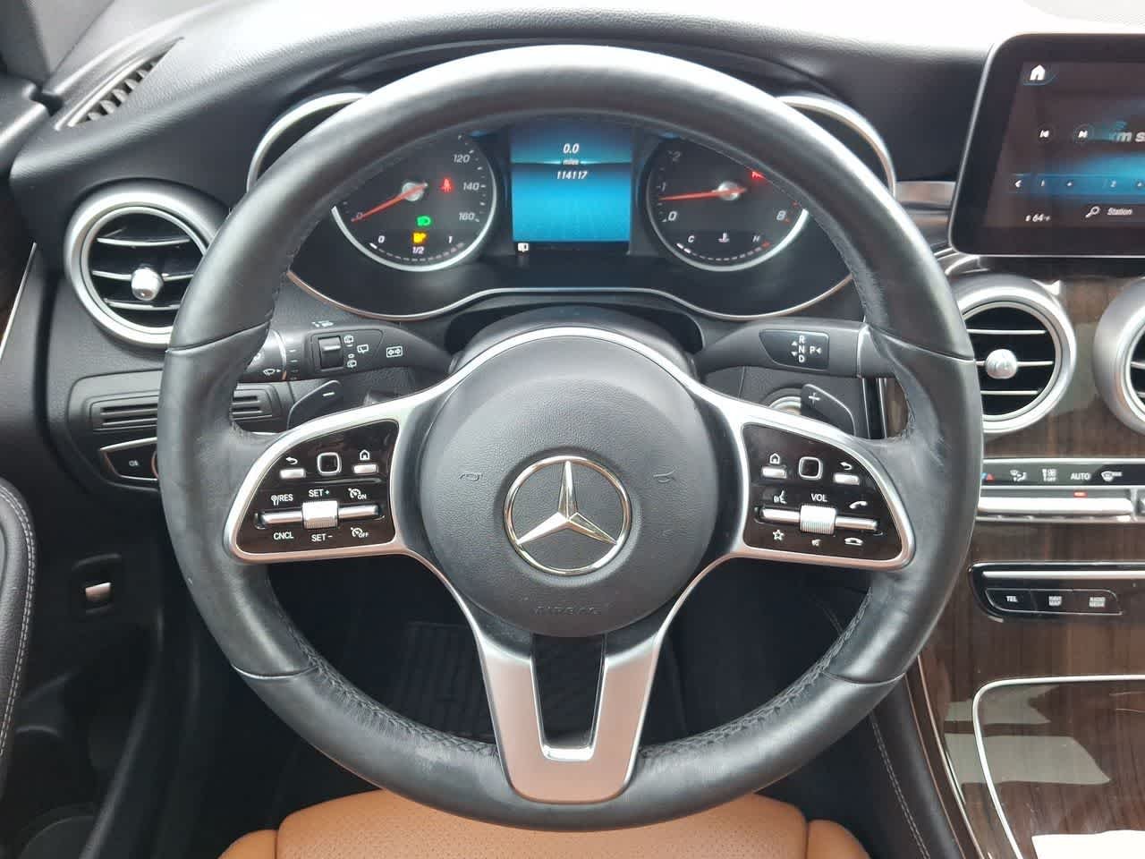 Used 2020 Obsidian Black Metallic Mercedes-Benz GLC 300 image 22