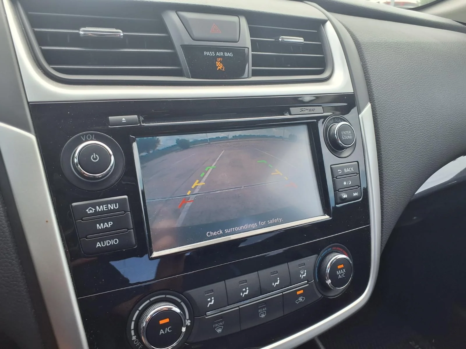 Used 2018 Black Nissan 2.5 SR image 20