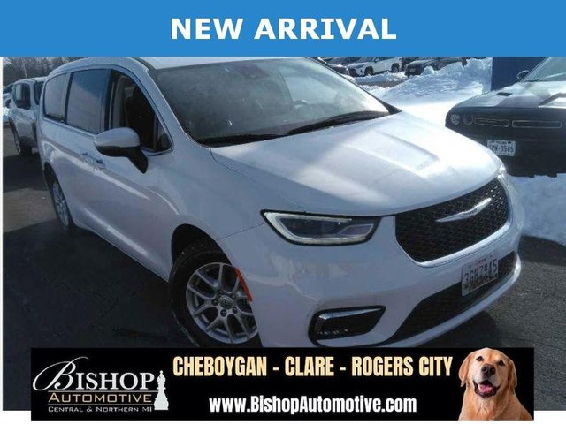 Pre-Owned 2023 Chrysler Pacifica Touring L