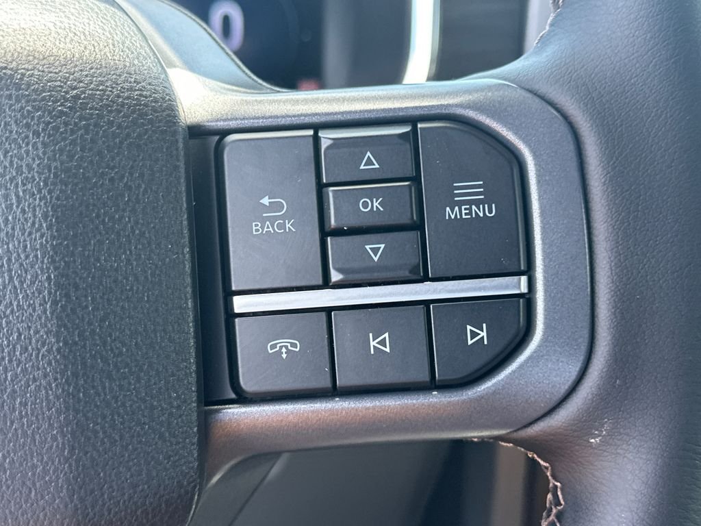 New 2025 Black Ford Lariat image 25