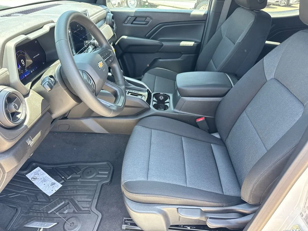 2026 Chevrolet Colorado Work Truck - Photo 15