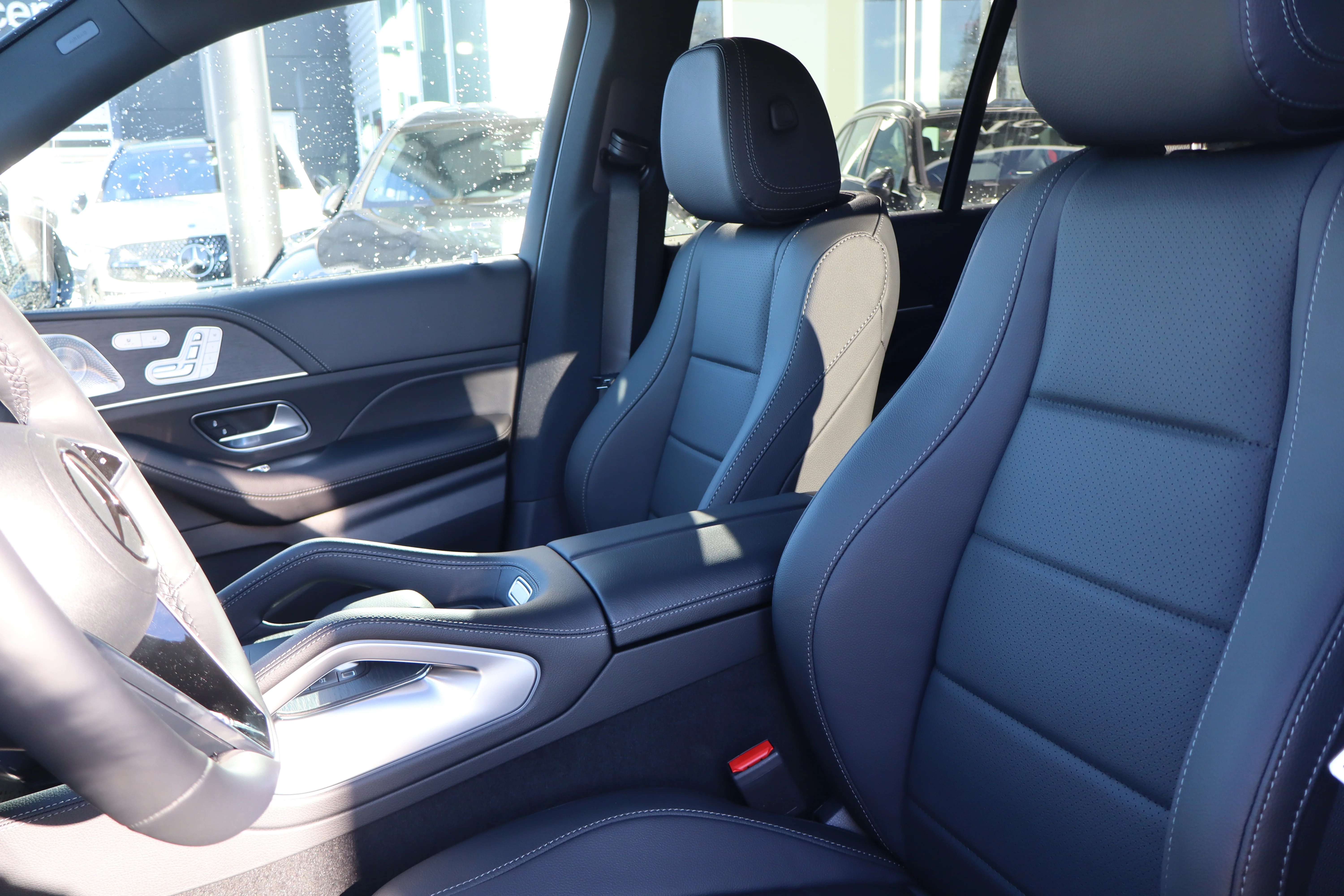 New 2026 Grey Mercedes-Benz Gle 350 4matic Suv image 9