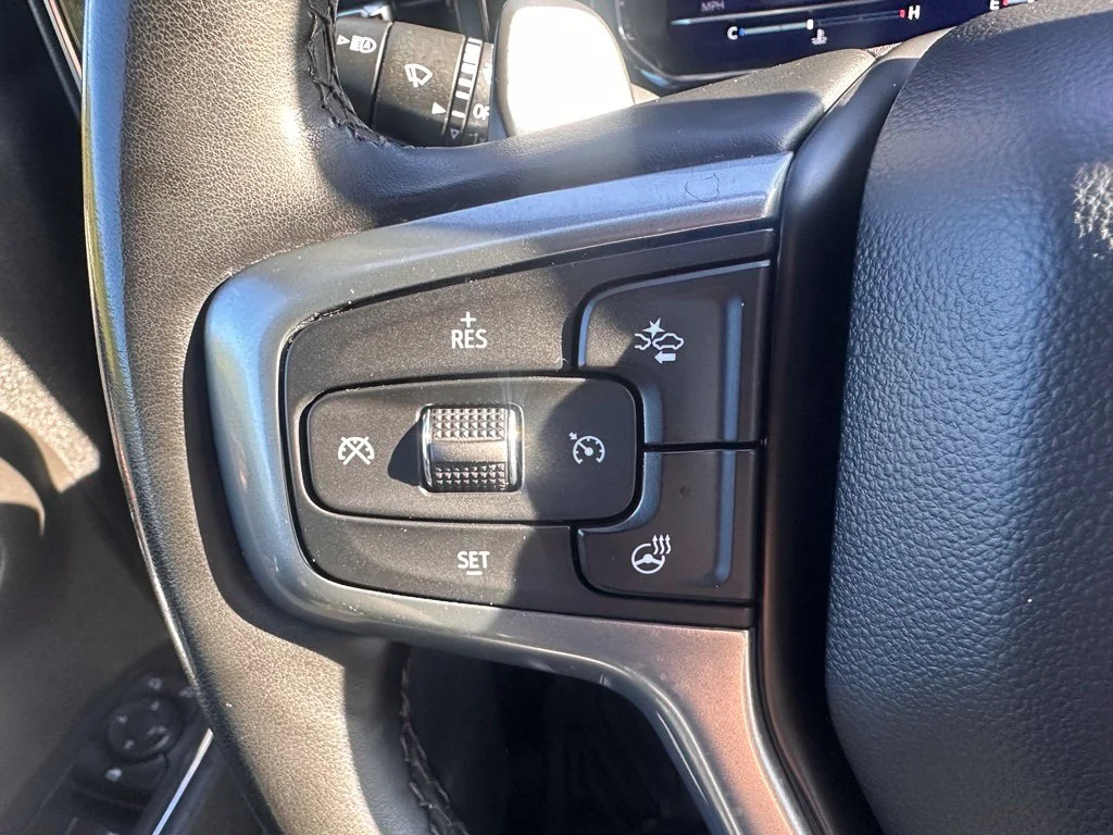 Used 2024 Summit White Chevrolet LT Trail Boss image 18