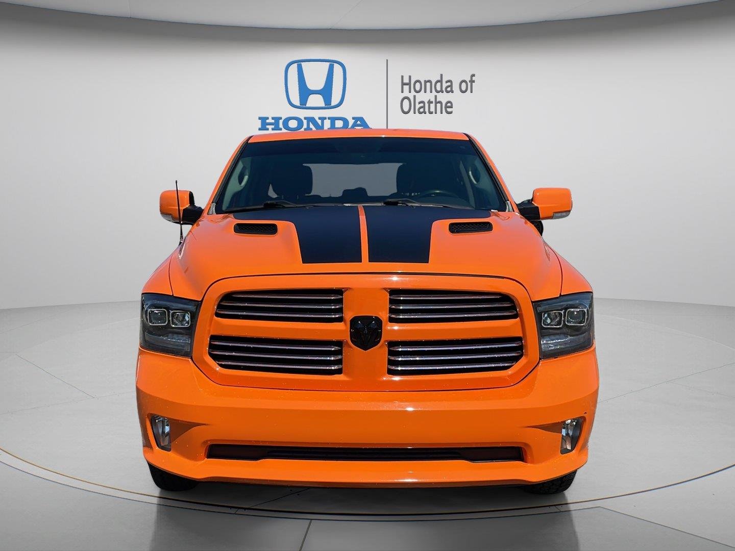 Used 2017 Ignition Orange Clearcoat Ram Sport image 8
