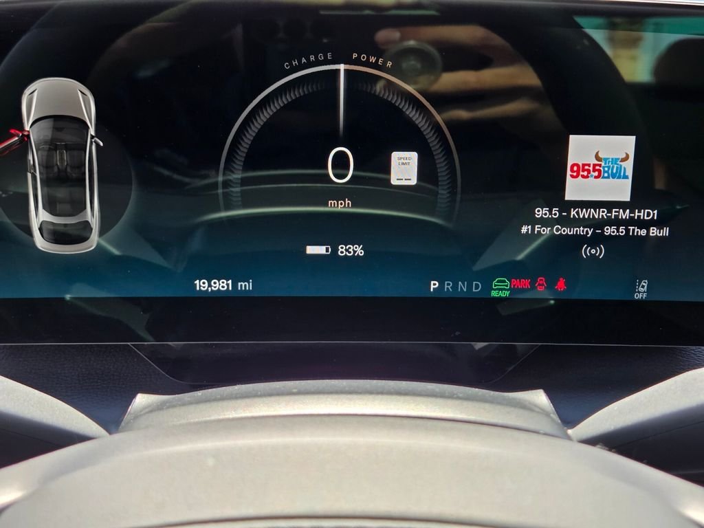 Used 2024  Lucid Touring image 44