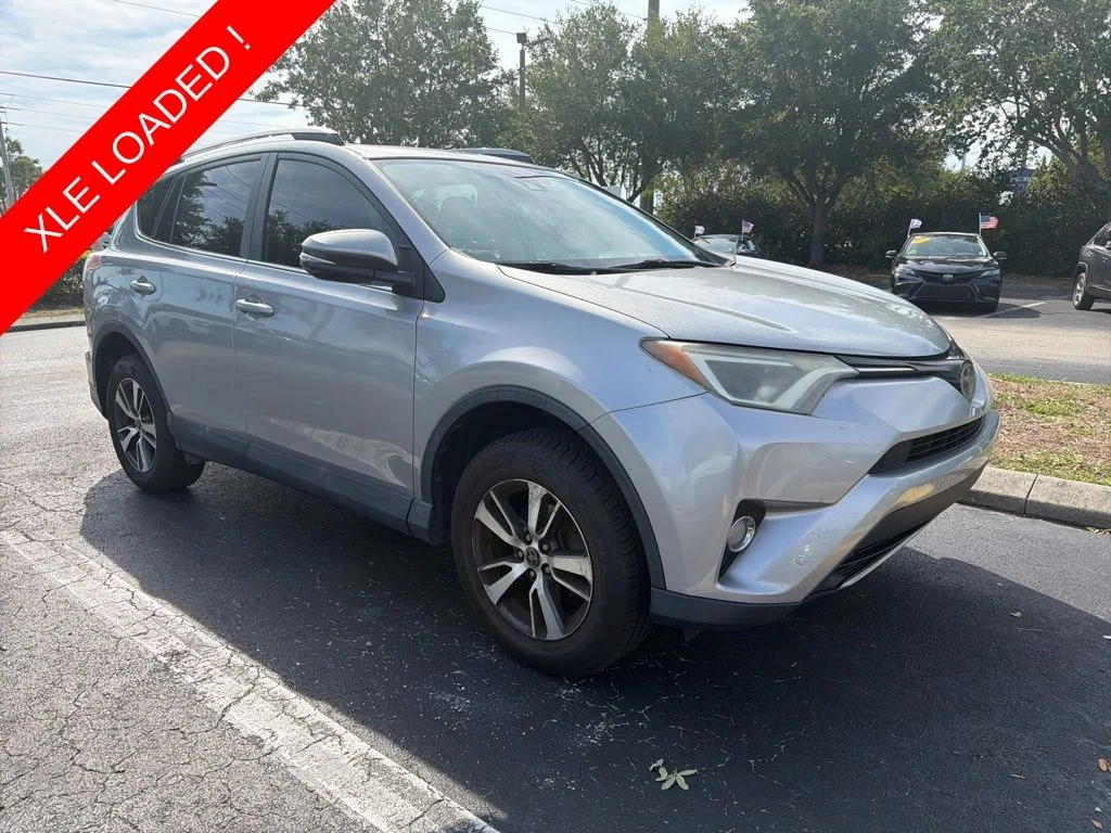 2017 Toyota RAV4 XLE