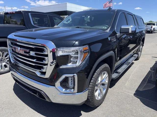 2021 GMC Sierra 4WD Crew Cab Short Box SLT's photo