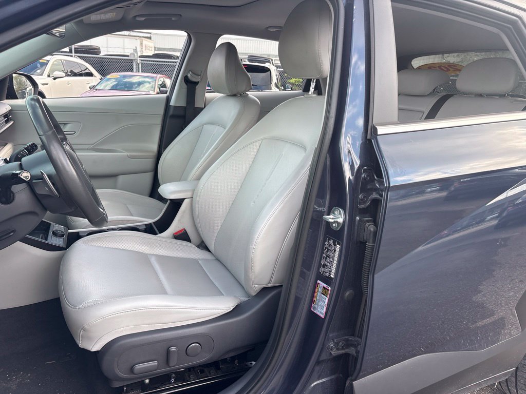 2024 Hyundai Kona Limited - Photo 9
