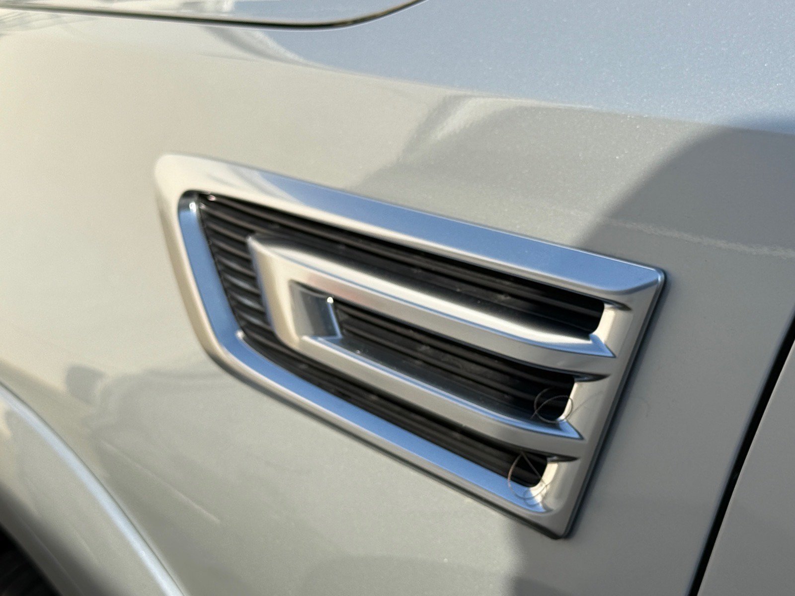 Used 2019 Liquid Platinum INFINITI LIMITED image 24