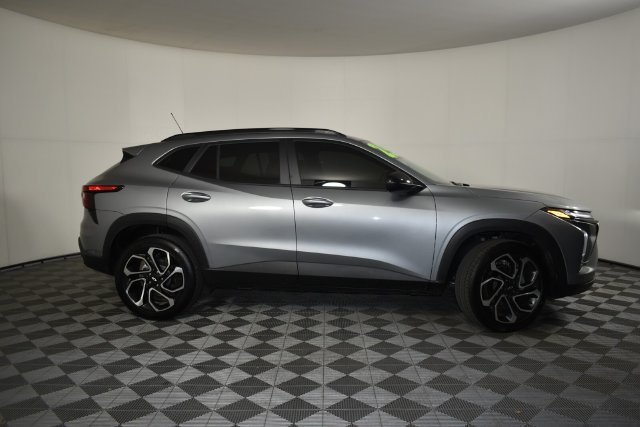 2025 Chevrolet Trax RS - Photo 6