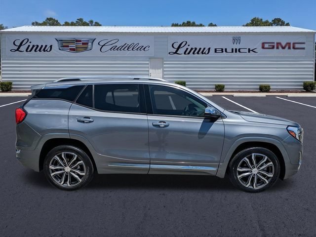 Used 2019 SATIN STEEL METALLIC GMC Denali image 3