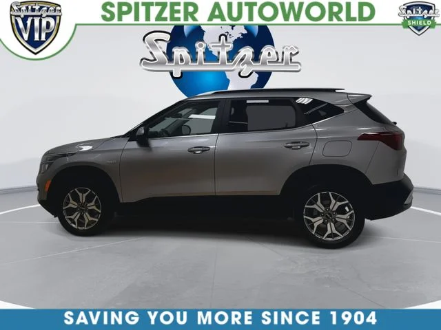Used 2022 Gray Kia EX image 7