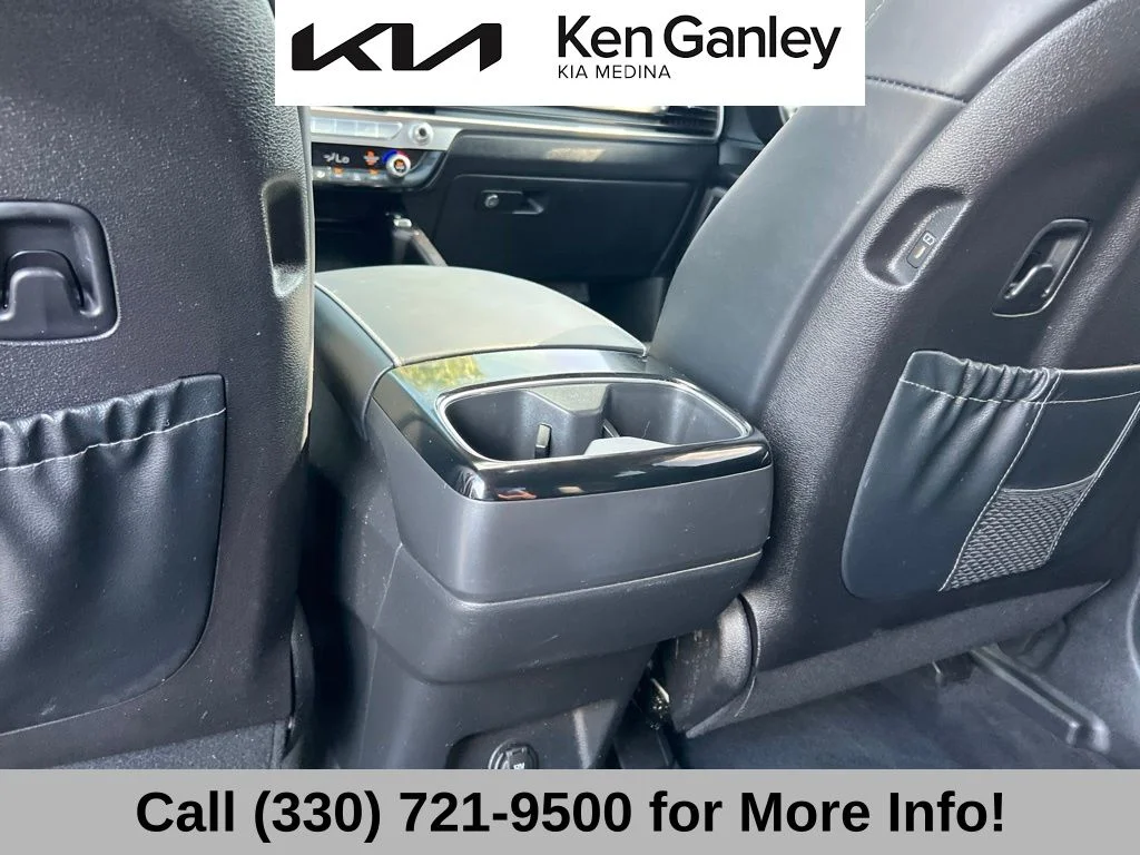 Used 2024 Red Kia S image 45