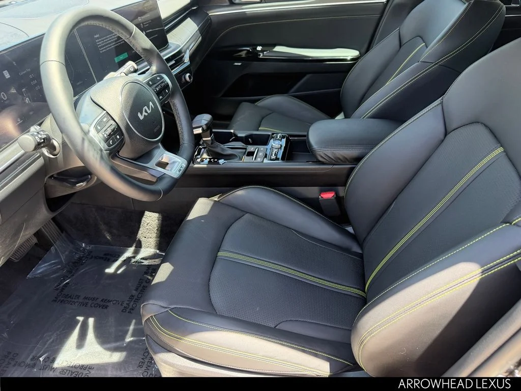 Used 2025 Black Kia GT image 16